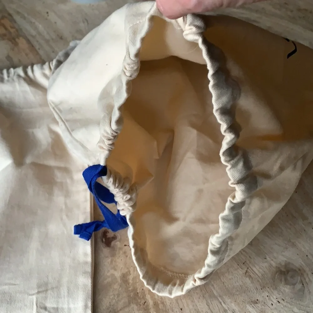 LOUIS VUITTON pair of dustbag - Medium - Picture 3 of 3